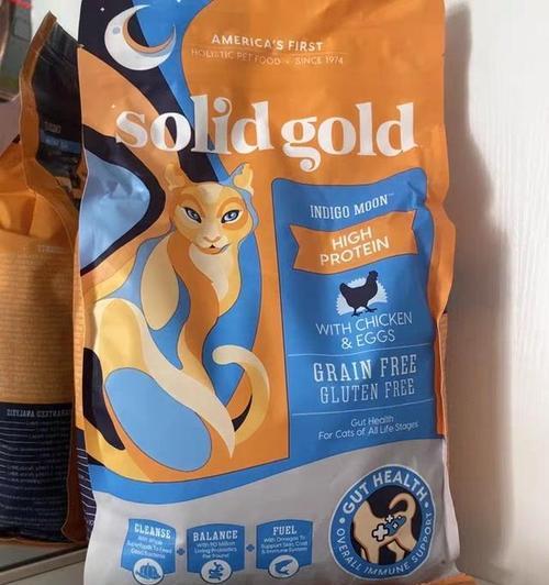 如何选择安全猫粮（了解猫粮中的安全问题，保护你的猫咪健康）