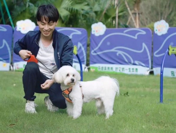 基层自治|宠物如何“牵”出文明新风？钱塘区掀起“文明养宠”热潮，探索基层德治新范式